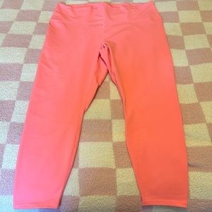Hot pink powerhold leggings by Fabletics. SHORT length. Full leg for 5’1 females